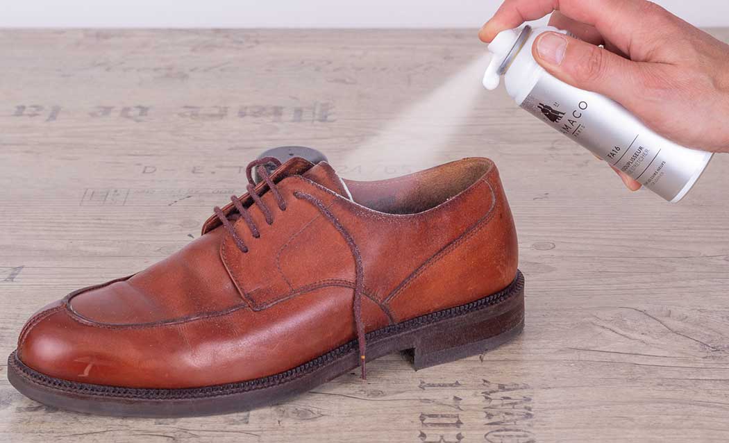 Kleiner Helfer bei drückenden Schuhen