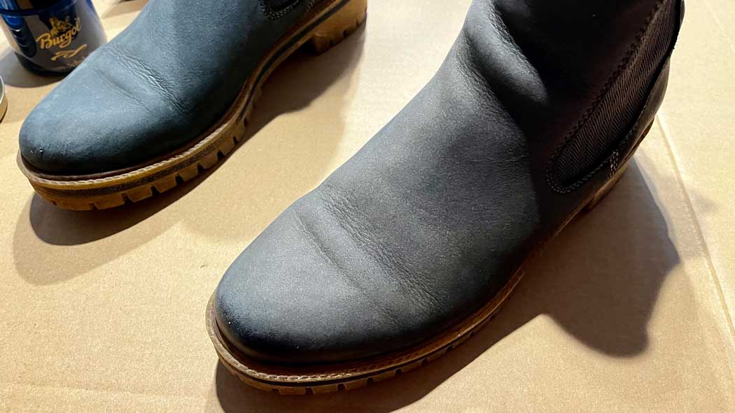 Chelsea Boots Pflegen