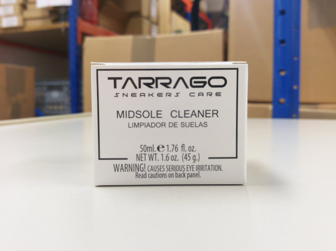 Das ist der Tarrago Midsole Cleaner.